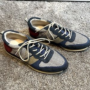 Antonio Melani tennis shoes new never used size 7